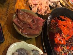 -岗上渣渣老火锅(两路口店)