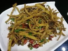 -朋友圈概念餐厅(象山万达广场店)