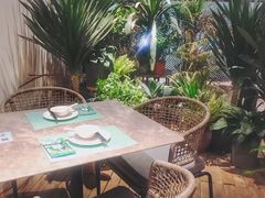 露天位-大树餐厅(红旗街万达店)