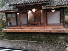 -乐领拈花溪·林涧食韵
