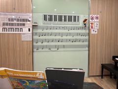 -雅马哈音乐中心 钢琴双排键鼓吉他(静安大融城店)