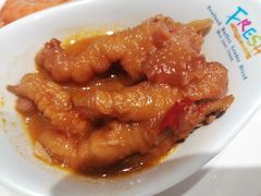 -领鲜活海鲜榴莲自助火锅(东门店)