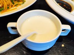 -五谷丰登农家院·地道胶东菜·海鲜烧烤(威海店)