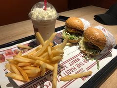-The Habit Burger Grill 哈比特汉堡(复兴soho店)