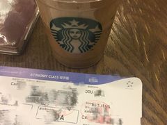 热红茶拿铁-星巴克(北京首都国际机场7店)