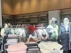 -比斯特上海购物村精品奥特莱斯