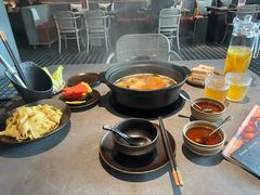 -罗勒家·养生火锅· Bistro(大望路店)