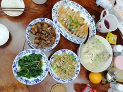 -乐禧母婴全自营月嫂(宝山店)