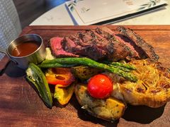 -Oasis Bar & Grill