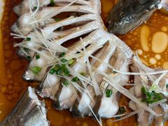 -莲餐厅·湖北菜·潜江小龙虾店(愚园路店)
