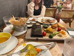 -Mark&Mars Restaurant
