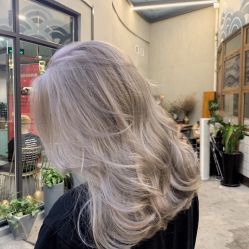 -CARR SALON