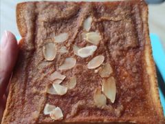 厚切焦糖扁桃仁吐司-奈雪的茶(金地广场店)