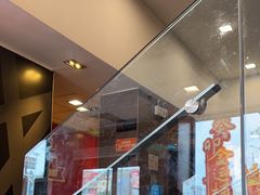 -麦当劳(得来速店)