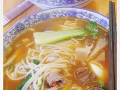 -邱芳粉店(迎宾大道旗舰店)