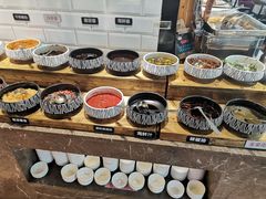 自助调料区-欢乐牧场海鲜烤肉自助(牡丹园店)