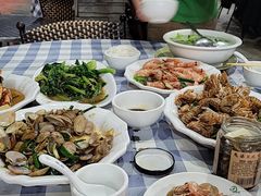 -钱大妈海鲜饭店(保利林语店)