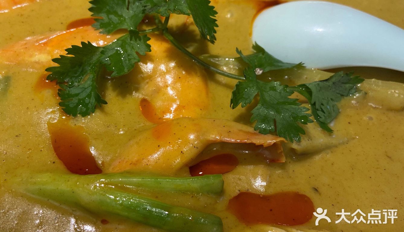 昨天和家人去吃的一家泰国菜，可能是去的时间比较早