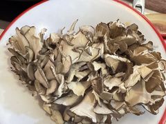 -毛辣果·贵州红酸汤牛肉火锅(西单店)