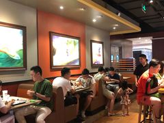 -The Habit Burger Grill 哈比特汉堡(复兴soho店)