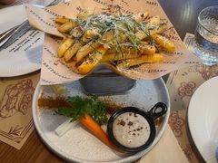 -Mark&Mars Restaurant
