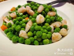 -肥肥虾庄·金牌油焖大虾(沙湖店)