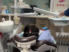 -皓洁口腔门诊部(金色雅园金涛苑店)