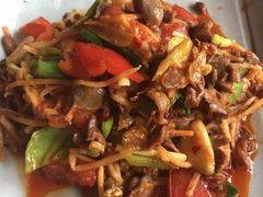 酸笋炒鸡胗-云之南(八里庄店)