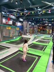 -反弹蹦床公园·亲子乐园·团建·派对(尚品奥莱店)