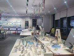 -亚美视光眼镜店(重庆路活力城店)