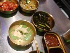 -釜山火炉·海鲜烤肉(紫藤路店)