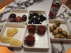 -涨巢·潮玩水疗局