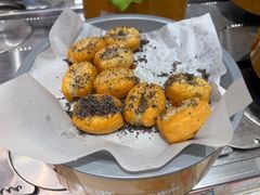 -龍歌自助小火锅(芝罘万达店)