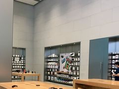 -Apple零售店(华贸购物中心店)