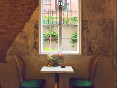 靠窗位-馨园villa融合菜(东山店)