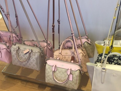 -COACH蔻驰(百联奥特莱斯广场店)