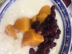 -赵记传承特色牛奶甜品(泉城广场店)