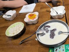 -三花奶奶的甜品(百联嘉定购物中心店)
