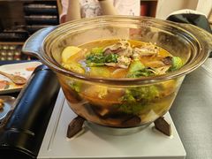 -满格嗦新疆椒麻鸡火锅.炒米粉(川大江安校区店)