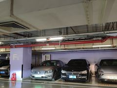 -上海来福士广场-停车场