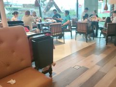 -松咖啡自助餐厅·松北香格里拉