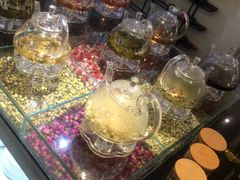 -享遇.锅姥姥牛排海鲜自助(小寨店)