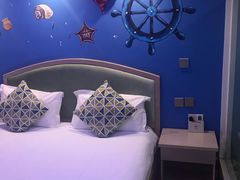 -轻住·悦享酒店(成都太平园地铁站店)