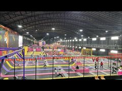 -嘿哟动霸CHUA·新潮玩运动娱乐中心·蹦床滑冰团建乐园