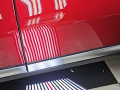 -鲨鱼皮汽车凹陷玻璃修复(静安店)