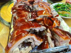 -东方之猪四更烤乳猪(金垦总店)