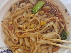 -秋林鸡汤刀削面