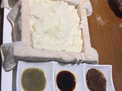 -95号酱骨·一块豆腐(展春园西路店)