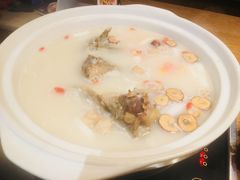 骨头汤-拾味馆·浓鲜骨汤(光谷天地店)