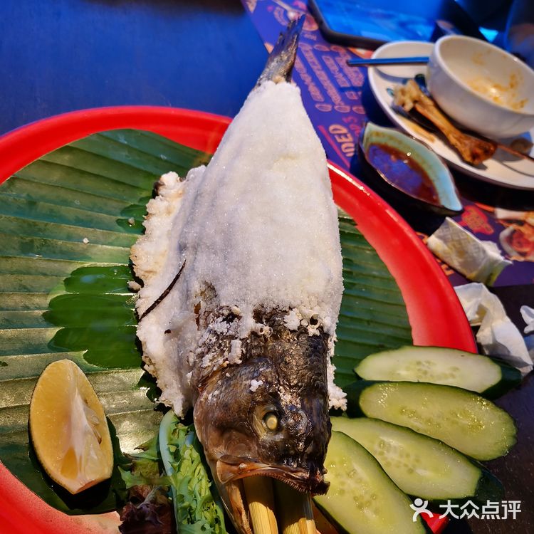 上海魔都探店泰妃殿泰国菜 地理位置：人民广场新世界7